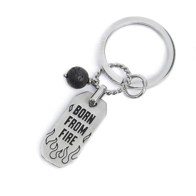 Portachiavi con fiamme e pendente con pietra lavica